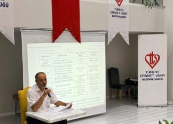 YAZ KUR’AN KURSLARINDA GÖREV ALACAK PERSONELE SEMİNER VERİLDİ