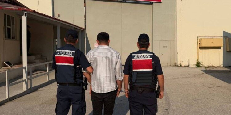 HIRSIZLIK SUÇUNDAN ARANAN ŞAHIS YAKALANDI