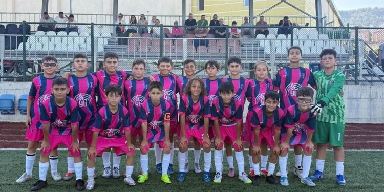 4 EYLÜLSPOR ADINI YARI FİNALE YAZDIRDI