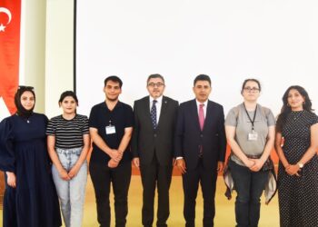 BAKAN YARDIMCISI BOYRAZ: “5G TEKNOLOJİSİ YERLİ VE MİLLİ HABERLEŞME SİSTEMLERİ ÜLKEMİZDE ÖNEMLİ BİR İLERLEME KAYDETMEKTED