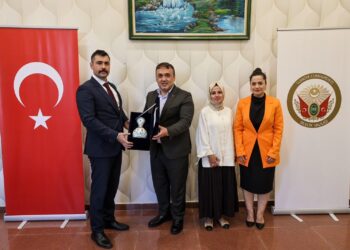 GÖREV DEĞİŞİMİ ÖNCESİ VEDA PROGRAMI DÜZENLENDİ