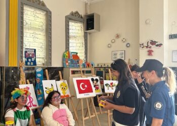 ÖĞRENCİLERE POLİSLİK MESLEĞİ TANITILDI