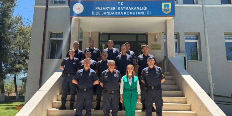 Başkan Tekin’den Jandarmaya Anlamlı Ziyaret