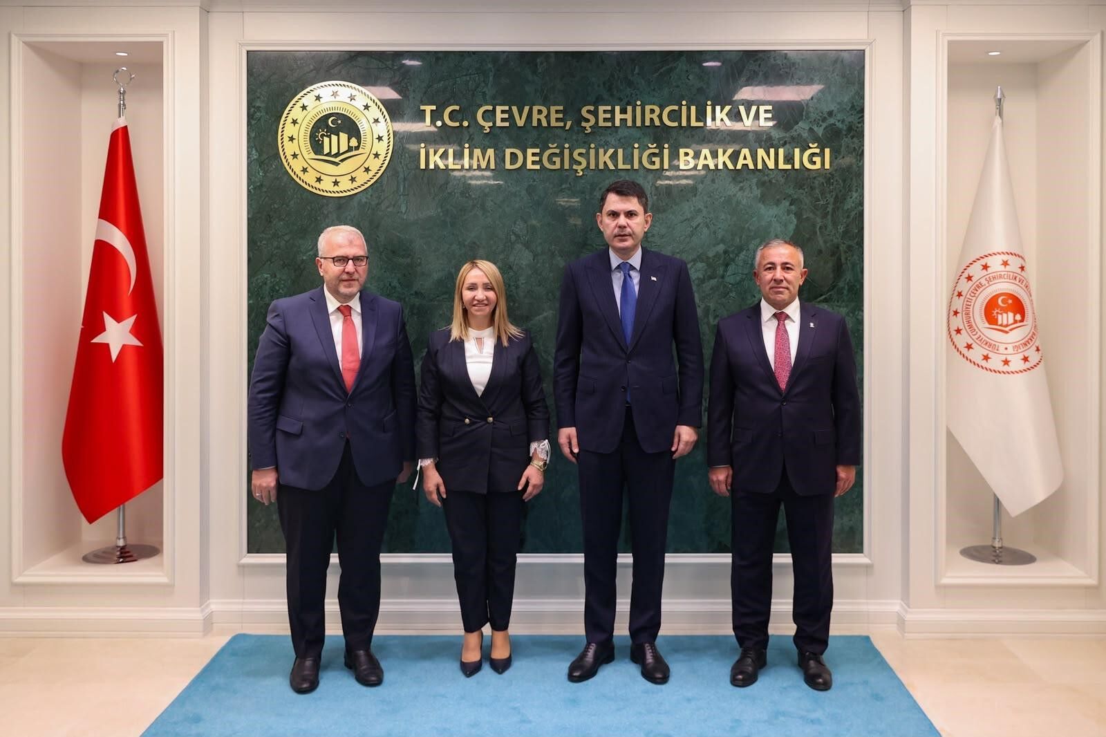 BİLECİK HEYETİ BAKAN KURUM’LA YATIRIMLARI MASAYA YATIRDI